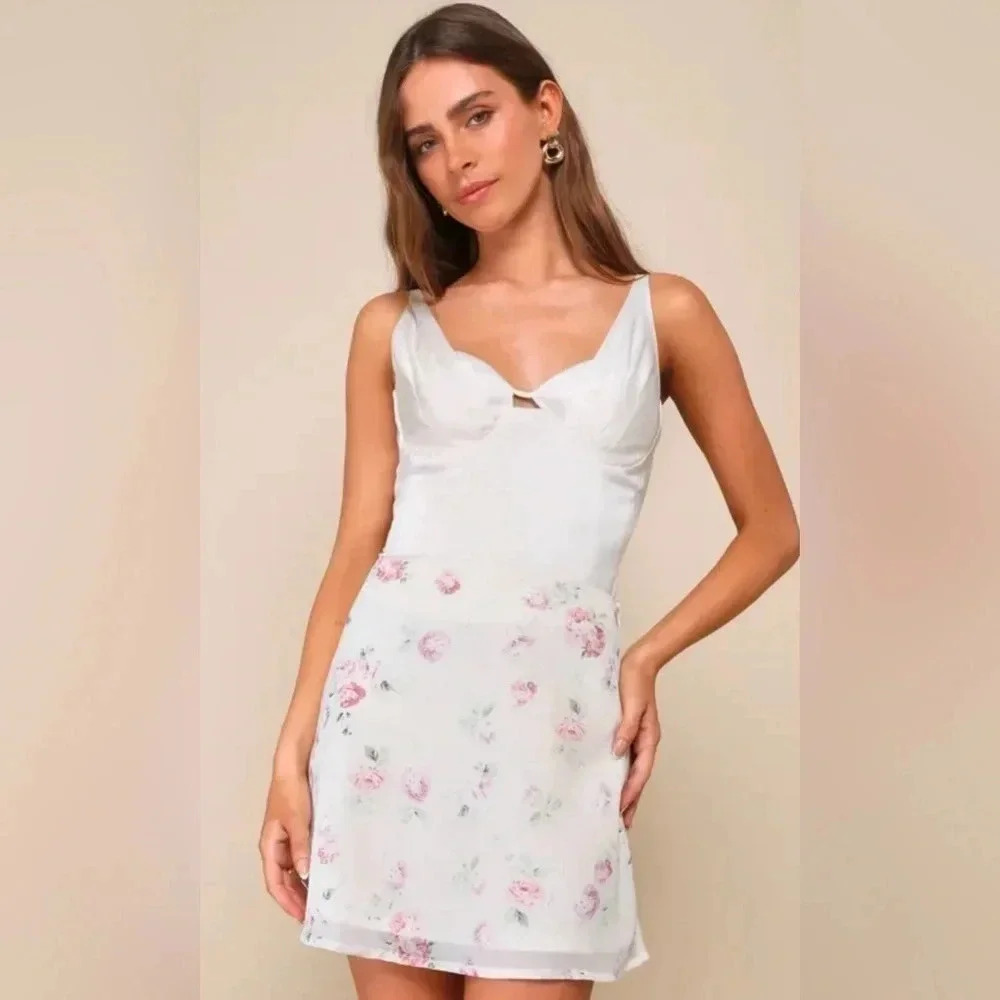 Choice Ivory Floral Mini Skirt